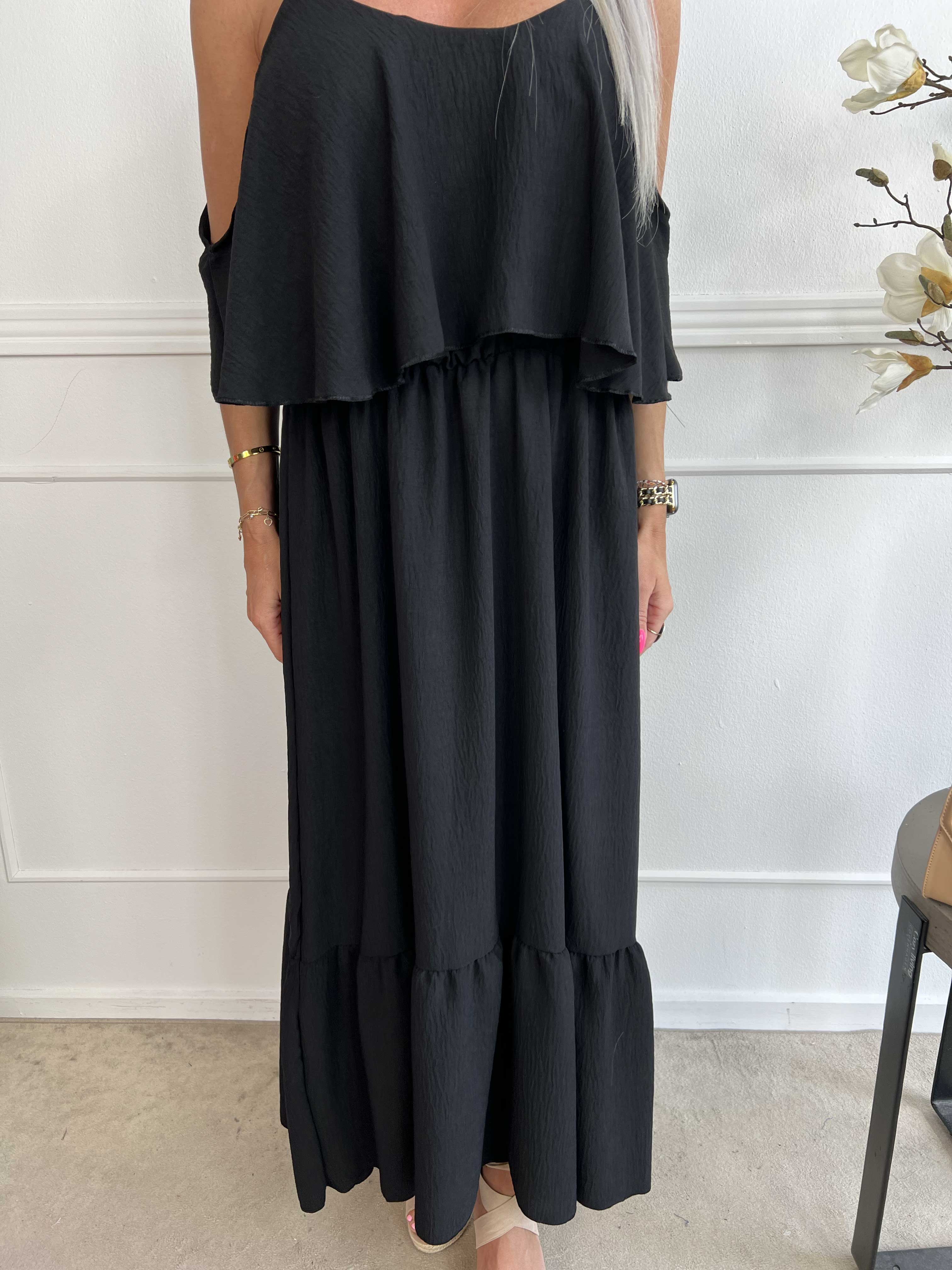 Adelisa - Söt klänning med lång rem och volanger